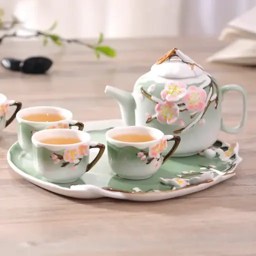雪梅珐琅彩茶具